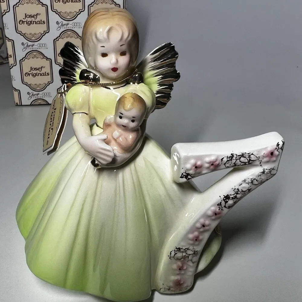 Vtg Josef Originals 7 Year Old Birthday Angel Figurine Doll with Original Box